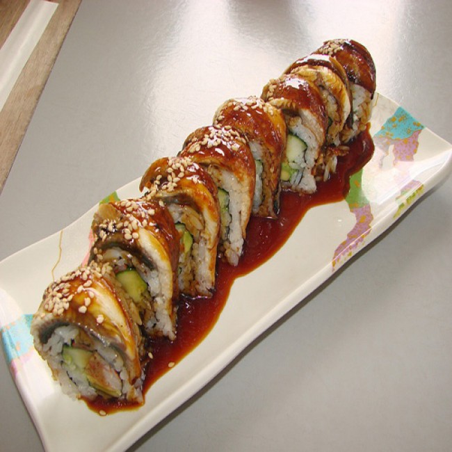 Black Dragon Roll (8 pcs)