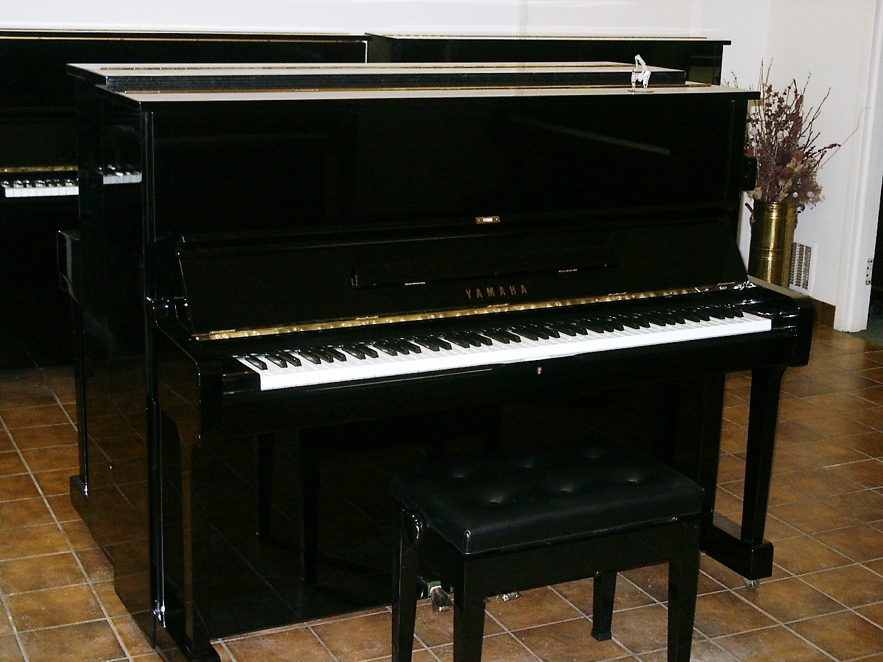 Yamaha u1m new arrivals
